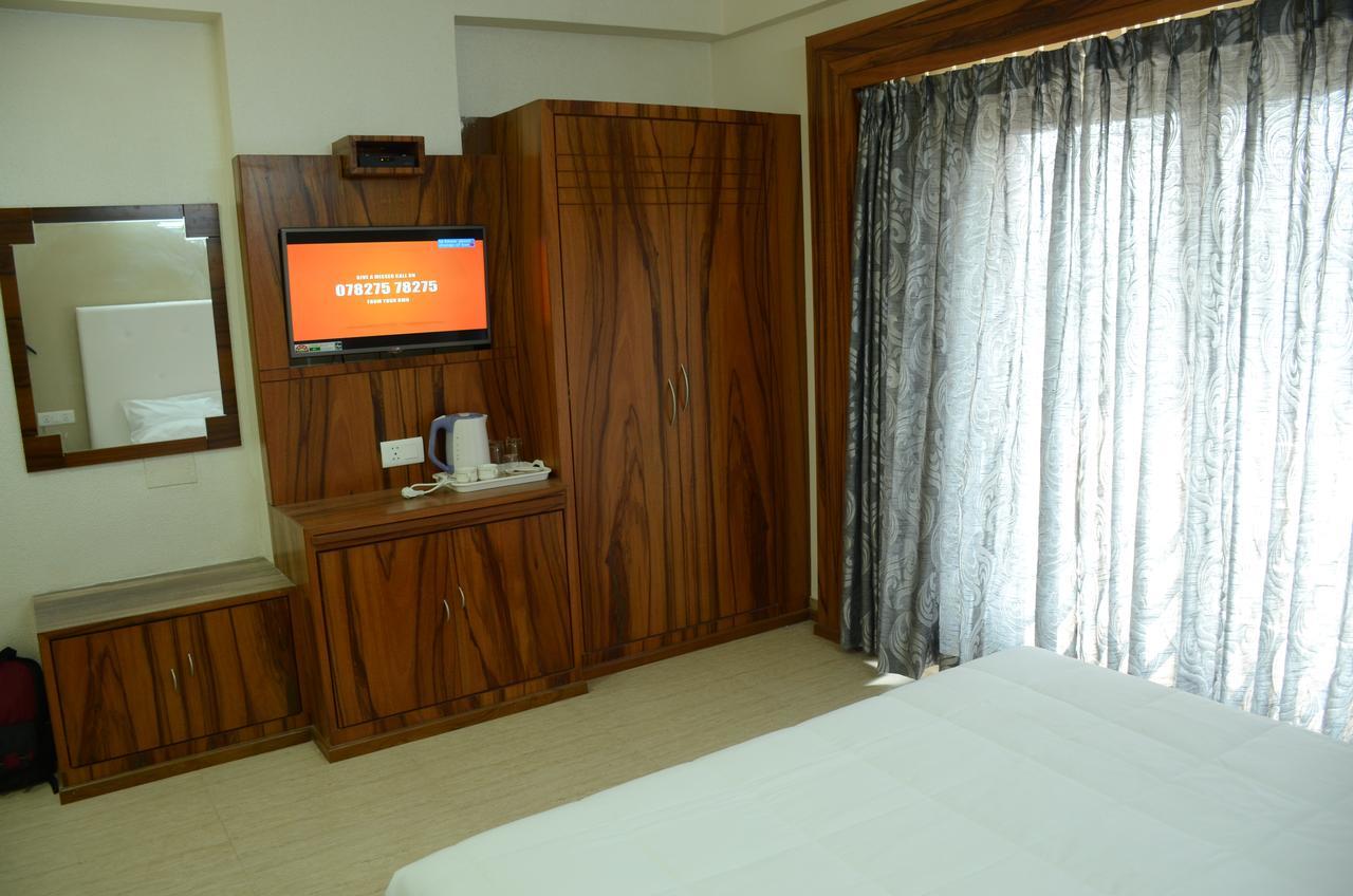 Blue Bay Resort Puri Exterior foto